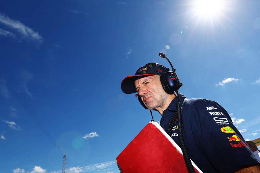 Adrian Newey lascia la Red Bull, forse già a fine anno. Destinazione Ferrari?