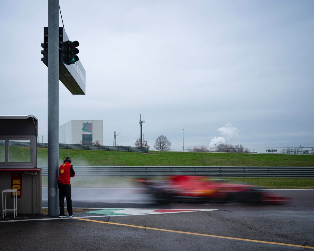 F1, Ferrari in pista a Fiorano con la SF-24 EVO